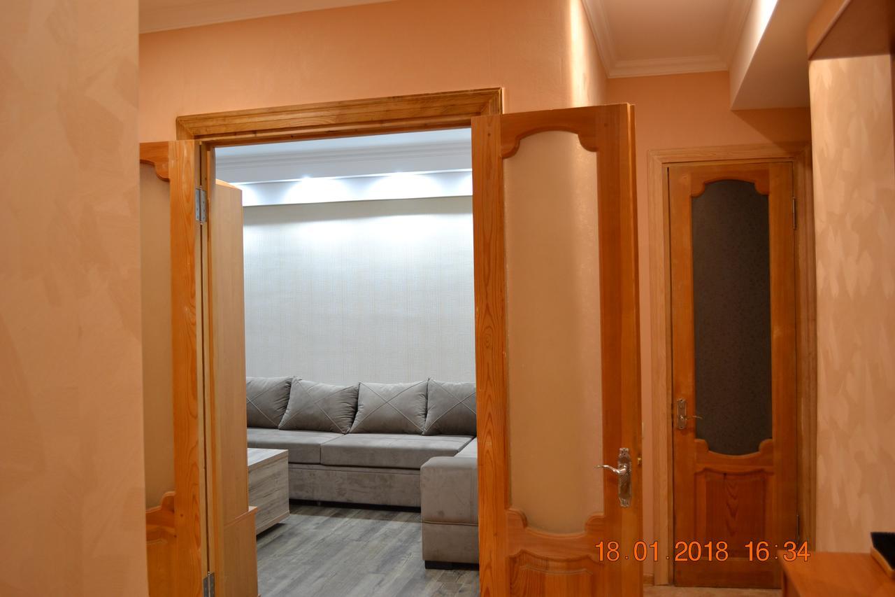 Apartment On Ikalto 8 ティビリシ エクステリア 写真
