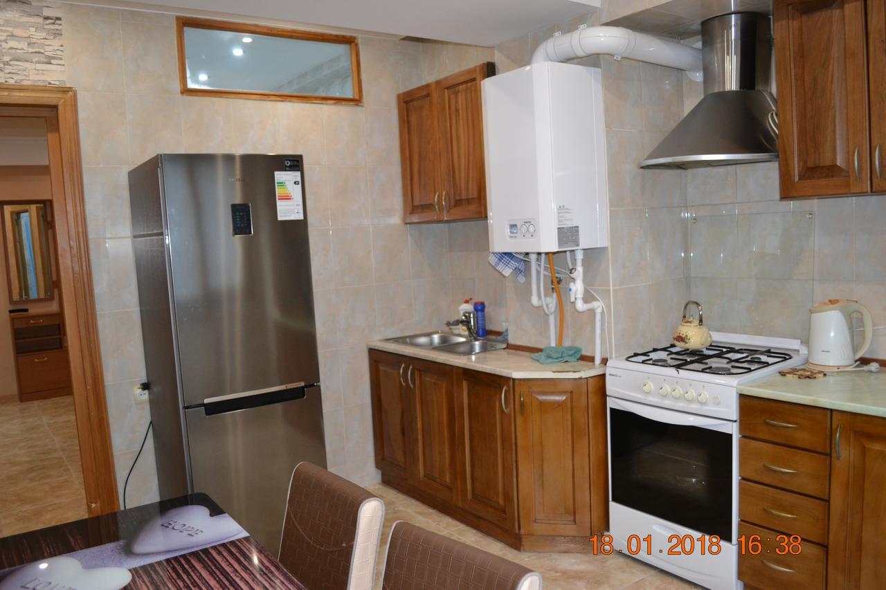 Apartment On Ikalto 8 ティビリシ エクステリア 写真
