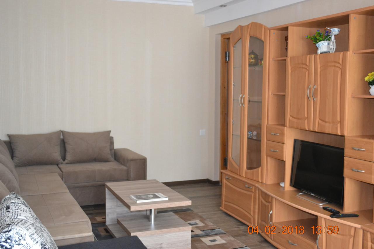 Apartment On Ikalto 8 ティビリシ エクステリア 写真