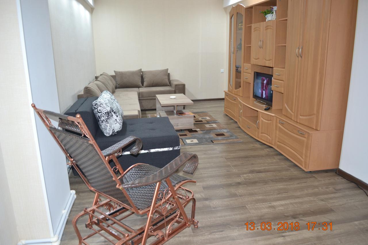 Apartment On Ikalto 8 ティビリシ エクステリア 写真