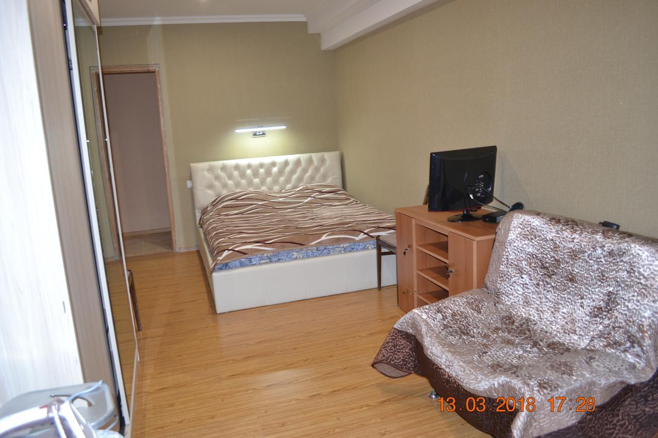 Apartment On Ikalto 8 ティビリシ エクステリア 写真
